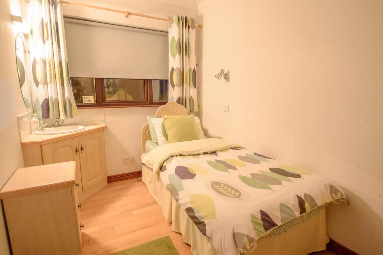 Rossgier Inn Lifford Екстериор снимка